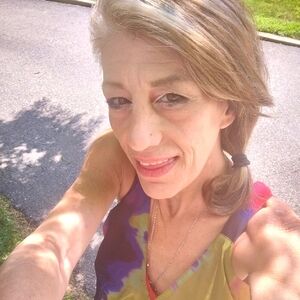 Meet your Posher, Kendra